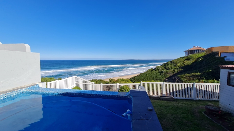 3 Bedroom Property for Sale in Dana Bay Western Cape